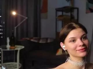darlinegaye on CamSoda 