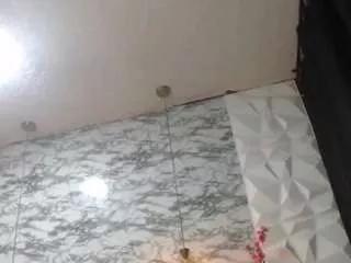 dayana-20cm on CamSoda 