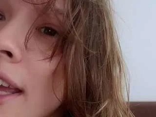 Offline demidee on CamSoda