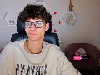 den-rich on CamSoda 