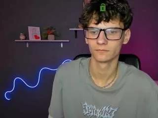 den-rich on CamSoda 