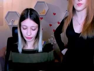 doll-vey on CamSoda 