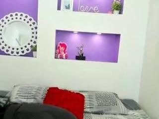 ebony-jeane on CamSoda 