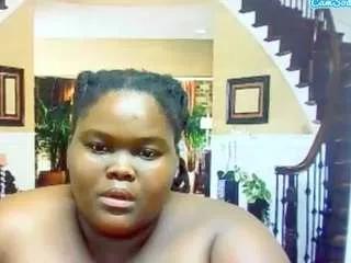 ebonyhotbuns on CamSoda 