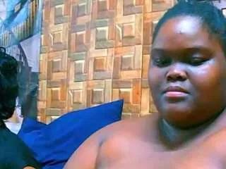 ebonyhotbuns on CamSoda 