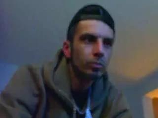 edmonton1985780 on CamSoda 