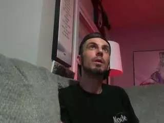 edmonton1985780 on CamSoda 