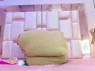 elizabethreyy on CamSoda 