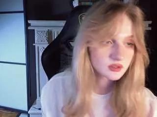elliejay1 on CamSoda 