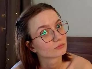 elvinabrowning on CamSoda 