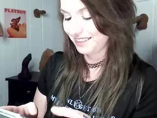 Offline emberrayne on CamSoda