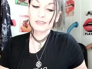 Offline emberrayne on CamSoda