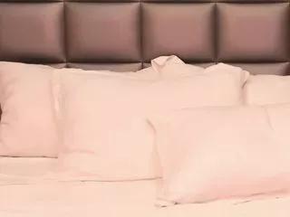emillybronte on CamSoda 