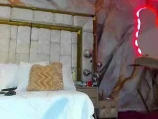 emily-86 on CamSoda 
