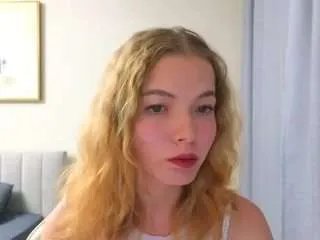 Offline emilyluv on CamSoda