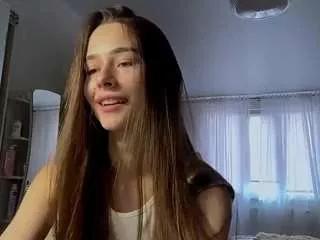 emkalove on CamSoda 