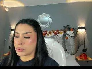 Freechat emma-kitty on CamSoda