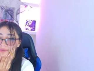 Offline emmaaharper on CamSoda