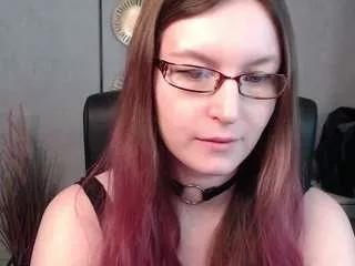 emmatease94 on CamSoda 