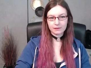 emmatease94 on CamSoda 
