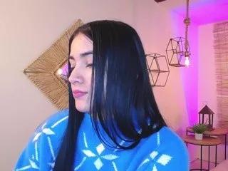 emmilysanderss on CamSoda 