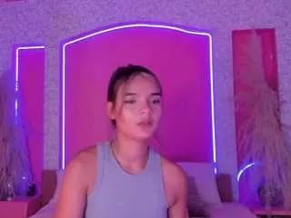 emyliesander on CamSoda 