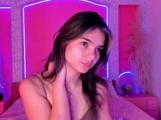 emyliesander on CamSoda 
