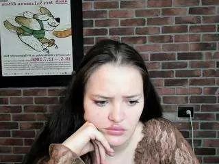enchatress on CamSoda 