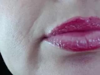 erika-lois on CamSoda 