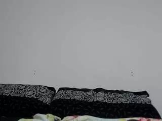 eroticriver on CamSoda 