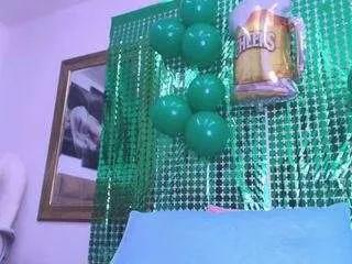 estrella-hkz on CamSoda 
