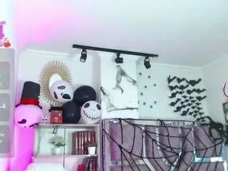 Freechat eva-walker on CamSoda