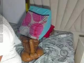 evelonga707 on CamSoda 