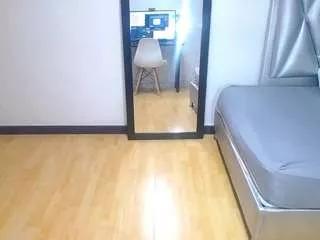 exotic-karmella on CamSoda 