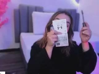 fernanda-c on CamSoda 