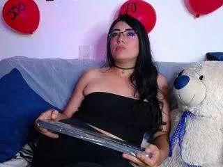 fetisheshardx2 on CamSoda 