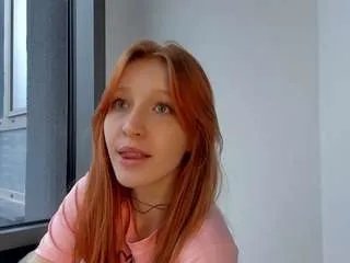 Freechat foxiekiss on CamSoda