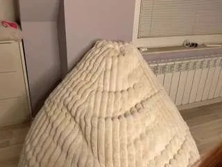 Freechat foxiekiss on CamSoda