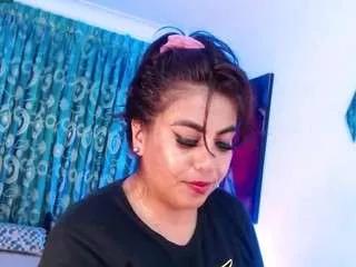 gatusexbianca on CamSoda 