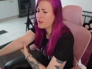 gennyrock on CamSoda 