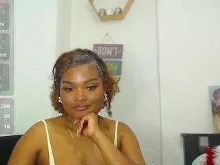 gianasmith on CamSoda 