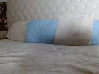 giannalove on CamSoda 