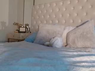 giannalove on CamSoda 
