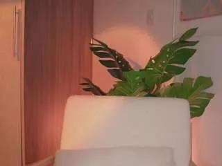 gigilee on CamSoda 