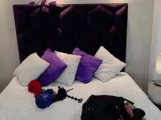 gin-fox on CamSoda 