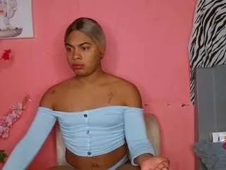 Freechat girlstrans on CamSoda