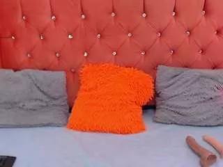 giselslut on CamSoda 