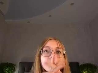 Freechat glendorabun on CamSoda