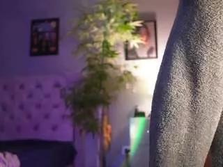 hanna-chris on CamSoda 