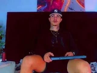 Freechat hannilest on CamSoda